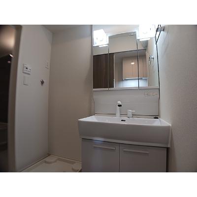 ヒカルサ東川口 303【管理NO：1-028349401-03030】 ★家具家電は申し込み後に搬入します 2026年08月下旬入居可能の物件画像