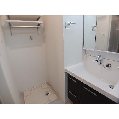 フォートリス 203【管理NO：1-023350901-02030】 ★家具家電は申し込み後に搬入します 2026年08月下旬入居可能の物件画像