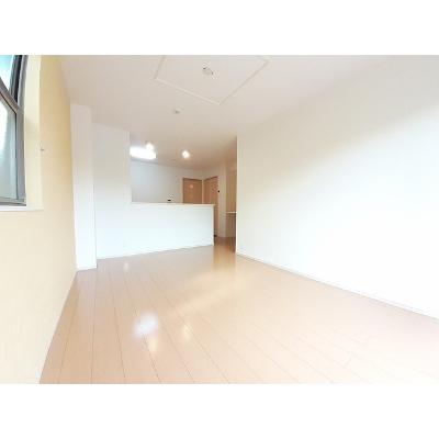 ラ・メールⅡ 102【管理NO：1-018978902-01020】 ★家具家電は申し込み後に搬入します★の物件画像