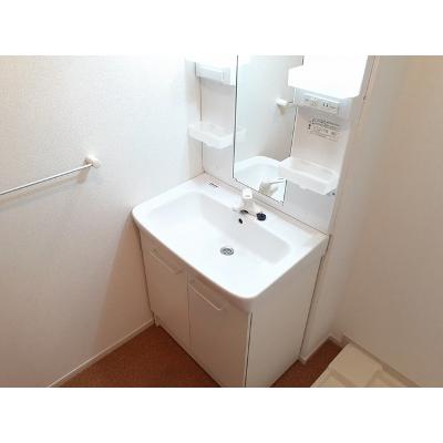 ラ・メールⅡ 102【管理NO：1-018978902-01020】 ★家具家電は申し込み後に搬入します★の物件画像