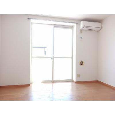 さくらんぼハイツ 103【管理NO：1-006711801-01030】 ★家具家電は申し込み後に搬入します★の物件画像