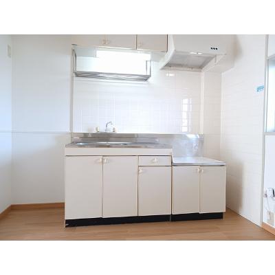 エイブルーＩ 202【管理NO：1-004954001-02020】 ★家具家電は申し込み後に搬入します★の物件画像