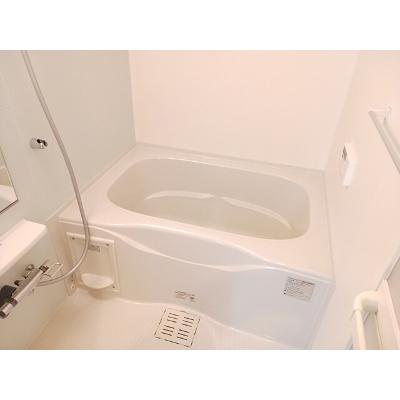 リバーサイド　タカⅢ 102【管理NO：1-022894902-01020】 ★家具家電は申し込み後に搬入します★の物件画像