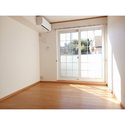 サンパティークＡ 102【管理NO：1-011771501-01020】 ★家具家電は申し込み後に搬入します★の物件画像