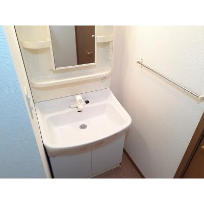 トゥッティ・ジャルディーノ　Ⅱ 203【管理NO：1-010813302-02030】 ★家具家電は申し込み後に搬入します★の物件画像
