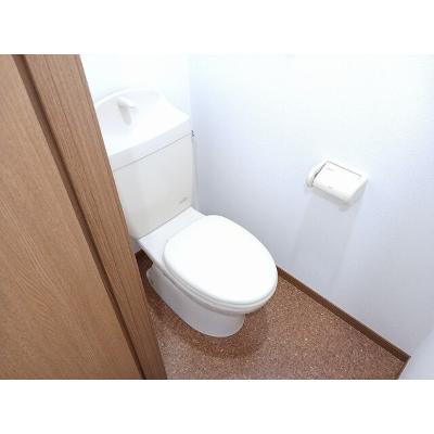 アンソレイエⅠ 102【管理NO：1-010630701-01020】 ★家具家電は申し込み後に搬入します★の物件画像