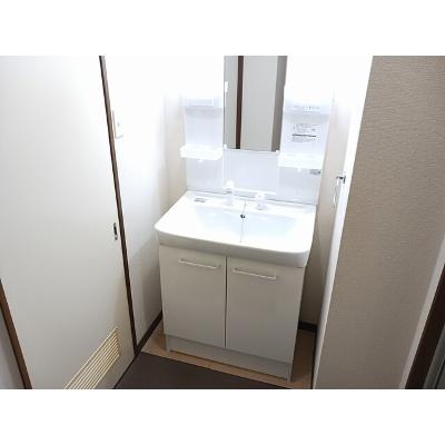 グレースフル 301【管理NO：1-004480301-03010】 ★家具家電は申し込み後に搬入します★の物件画像