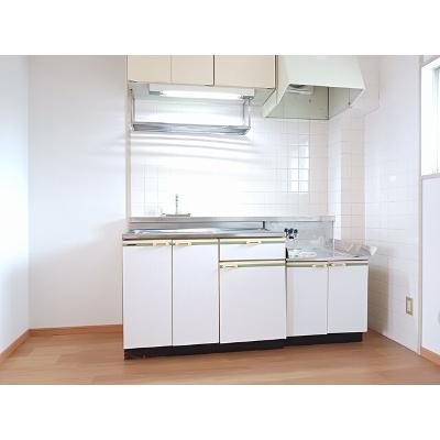 ニューシティサワハタ 205【管理NO：1-003860301-02050】 ★家具家電は申し込み後に搬入します★の物件画像