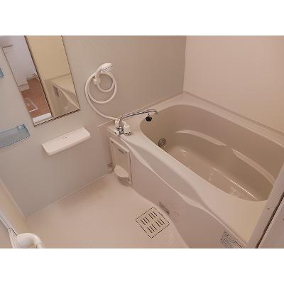 ヴェルーデ 202【管理NO：1-017228401-02020】 ★家具家電は申し込み後に搬入します★の物件画像
