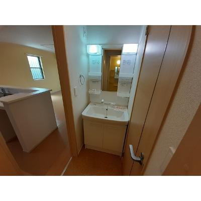 ガーデン・坂東 102【管理NO：1-019918101-01020】 ★家具家電は申し込み後に搬入します★ ★2026年09月上旬入居可能★の物件画像