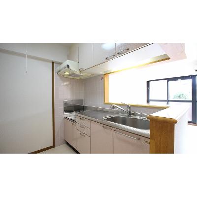 ラ・コモード 105【管理NO：1-010205601-01050】 ★家具家電は申し込み後に搬入します★の物件画像