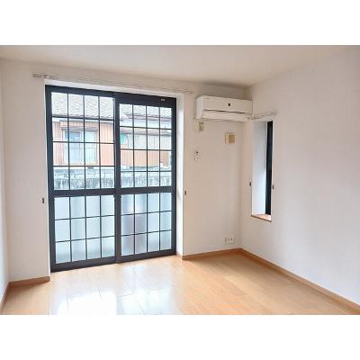 オーブリー 101【管理NO：1-012426401-01010】 ★家具家電は申し込み後に搬入しますの物件画像