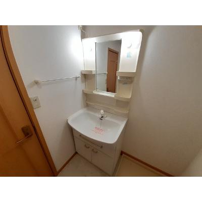 オーブリー 101【管理NO：1-012426401-01010】 ★家具家電は申し込み後に搬入しますの物件画像