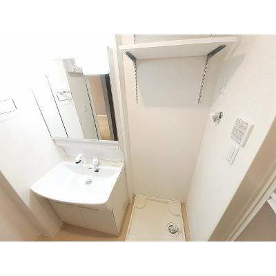 ジプソフィル 102【管理NO：1-027151401-01020】 ★家具家電は申し込み後に搬入しますの物件画像