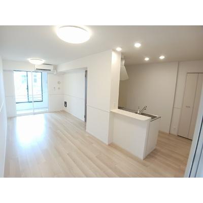 ポルト・ピボワンヌ 105【管理NO：1-028617801-01050】 ★家具家電は申し込み後に搬入します★の物件画像