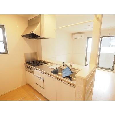 Ｃｕｏｒｅ 102【管理NO：1-023637001-01020】 ★家具家電は申し込み後に搬入します★の物件画像