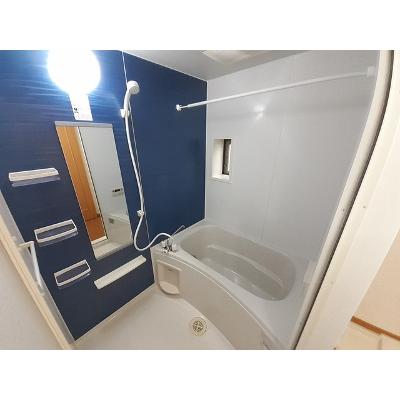 フォンテーヌ 102【管理NO：1-015329601-01020】 ★家具家電は申し込み後に搬入します★の物件画像
