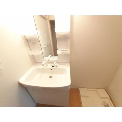 プランドール 202【管理NO：1-018054501-02020】 ★家具家電は申し込み後に搬入します★の物件画像