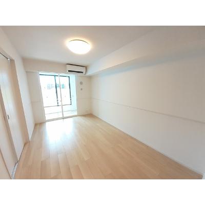 カプレット 102【管理NO：1-026433101-01020】 ★家具家電は申し込み後に搬入します★ ★2026年08月中旬入居可能★の物件画像