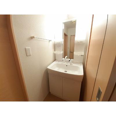 サクラ 201【管理NO：1-017992501-02010】 ★家具家電は申し込み後に搬入します★の物件画像