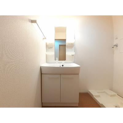 セントラル・アヴェニューＡ 202【管理NO：1-017376301-02020】 ★家具家電は申し込み後に搬入します★の物件画像
