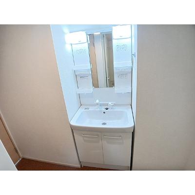 サンムーン　ゴールドスター　１ 101【管理NO：1-020174501-01010】 ★家具家電は申し込み後に搬入します★の物件画像