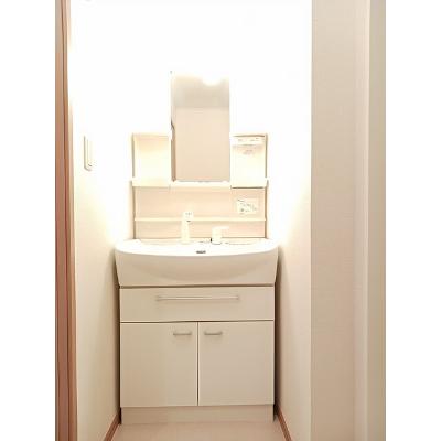 プラシード 102【管理NO：1-014929301-01020】 ★家具家電は申し込み後に搬入しますの物件画像