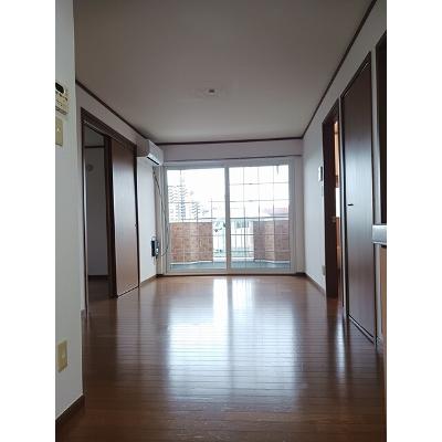 グランメゾンⅡ 102【管理NO：1-011864502-01020】 ★家具家電は申し込み後に搬入しますの物件画像