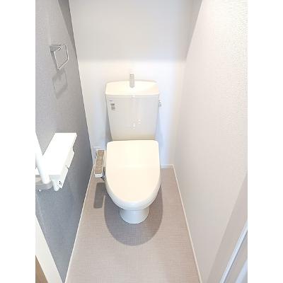 エパヌィールさくらⅢ 101【管理NO：1-027292101-01010】 ★家具家電は申し込み後に搬入します★の物件画像