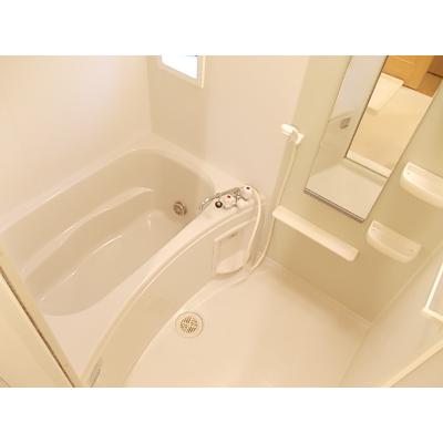 マテリアル　Ⅱ 202【管理NO：1-014261602-02020】 ★家具家電は申し込み後に搬入します 2026年08月中旬入居可能の物件画像