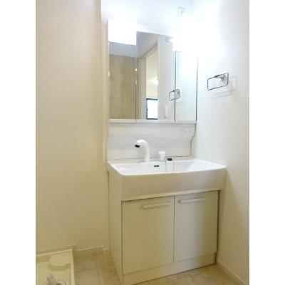 アンジュメゾン　Ⅲ 101【管理NO：1-027216801-01010】 ★家具家電は申し込み後に搬入します 2026年07月下旬入居可能の物件画像