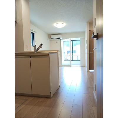 グランドソレイユＤ 103【管理NO：1-026655904-01030】 ★家具家電は申し込み後に搬入しますの物件画像