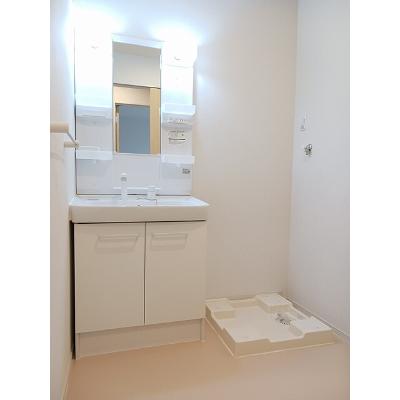 ベル　クレール 205【管理NO：1-022498701-02050】 ★家具家電は申し込み後に搬入します★の物件画像