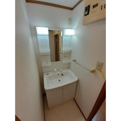 フロール・Ｍ　Ⅱ 202【管理NO：1-010027302-02020】 ★家具家電は申し込み後に搬入しますの物件画像