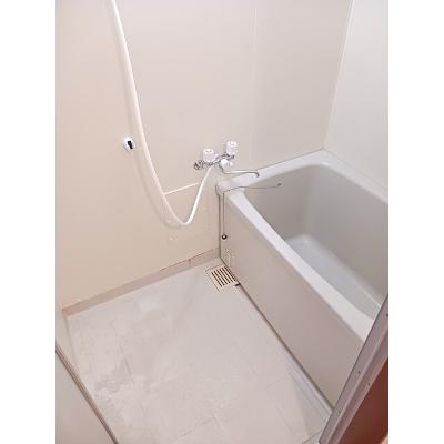トラッドハイツ柏崎 202【管理NO：1-004662201-02020】 ★家具家電は申し込み後に搬入します 2026年08月中旬入居可能の物件画像