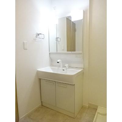 アンジュメゾン　Ⅲ 205【管理NO：1-027216801-02050】 ★家具家電は申し込み後に搬入しますの物件画像