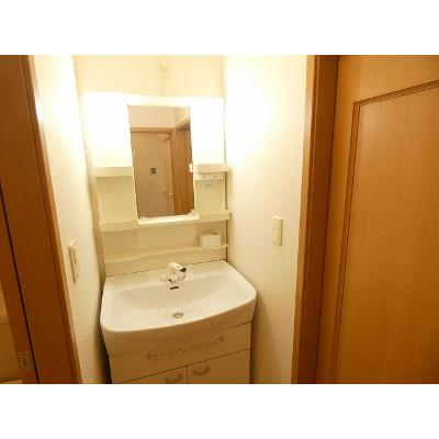 サンシャインⅢ 201【管理NO：1-014189201-02010】 ★家具家電は申し込み後に搬入しますの物件画像