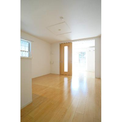 リアン 101【管理NO：1-021371501-01010】 ★家具家電は申し込み後に搬入します 2026年08月下旬入居可能の物件画像