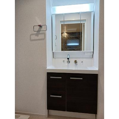 ウルルⅠ 102【管理NO：1-028242701-01020】 ★家具家電は申し込み後に搬入します★の物件画像