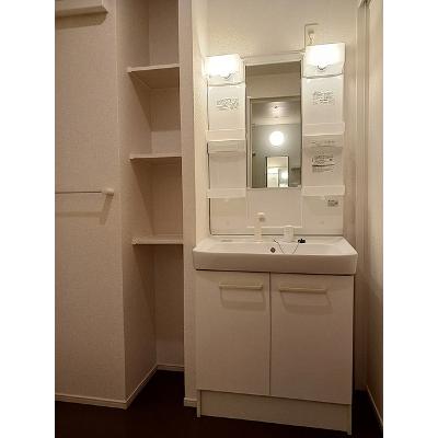 アバンツァートⅡ 101【管理NO：1-021760101-01010】 ★家具家電は申し込み後に搬入しますの物件画像