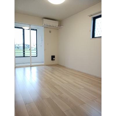 カーサ　リザイヤ　Ⅰ 101【管理NO：1-026562001-01010】 ★家具家電は申し込み後に搬入します 2026年07月中旬入居可能の物件画像