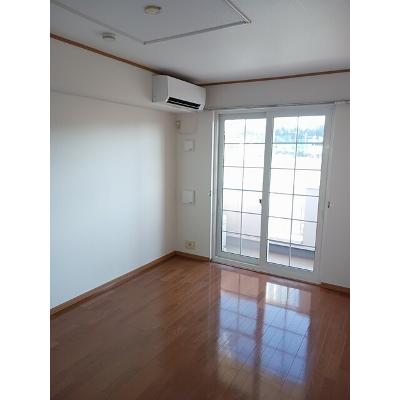 ファミールⅣ 102【管理NO：1-013310102-01020】 ★家具家電は申し込み後に搬入しますの物件画像