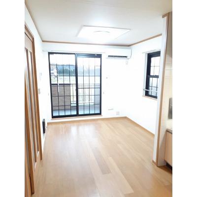 ティーフベルクＢ 201【管理NO：1-012011402-02010】 ★家具家電は申し込み後に搬入します★の物件画像
