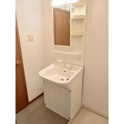 アヴニールⅧ 202【管理NO：1-010365404-02020】 ★家具家電は申し込み後に搬入します★の物件画像