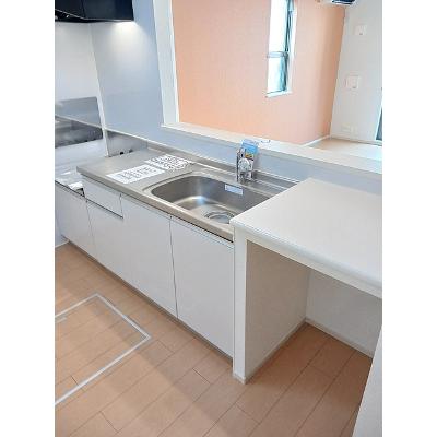 コッティ　Ⅰ 101【管理NO：1-020900901-01010】 ★家具家電は申し込み後に搬入します★の物件画像