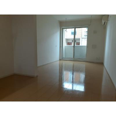 ジュネス　ド　アイサ 102【管理NO：1-017212002-01020】 ★家具家電は申し込み後に搬入しますの物件画像