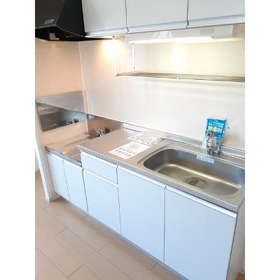 ジュネス　ド　アーサ 201【管理NO：1-017212001-02010】 ★家具家電は申し込み後に搬入します★の物件画像