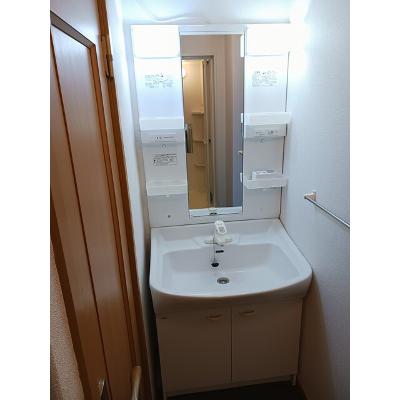 ファースト　デューⅡ 103【管理NO：1-012147802-01030】 ★家具家電は申し込み後に搬入します★の物件画像