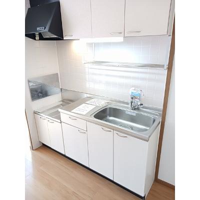 アヴニールⅧ 201【管理NO：1-010365404-02010】 ★家具家電は申し込み後に搬入します★の物件画像