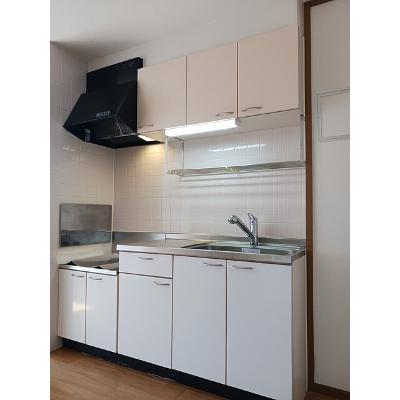 アヴニールⅥ 201【管理NO：1-010365402-02010】 ★家具家電は申し込み後に搬入しますの物件画像